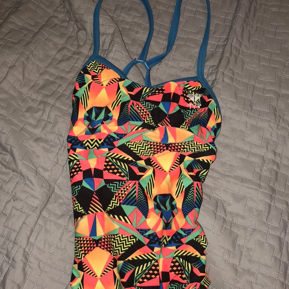One piece suit